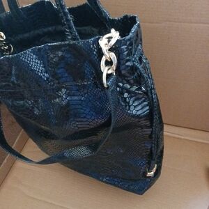 Michael Korks Women Foux Tote  shoulder /Crosbody black  bags